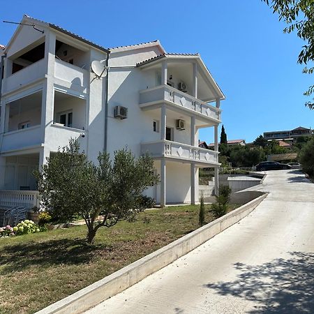 Apartmani Ljubica, Муртер Екстериор снимка