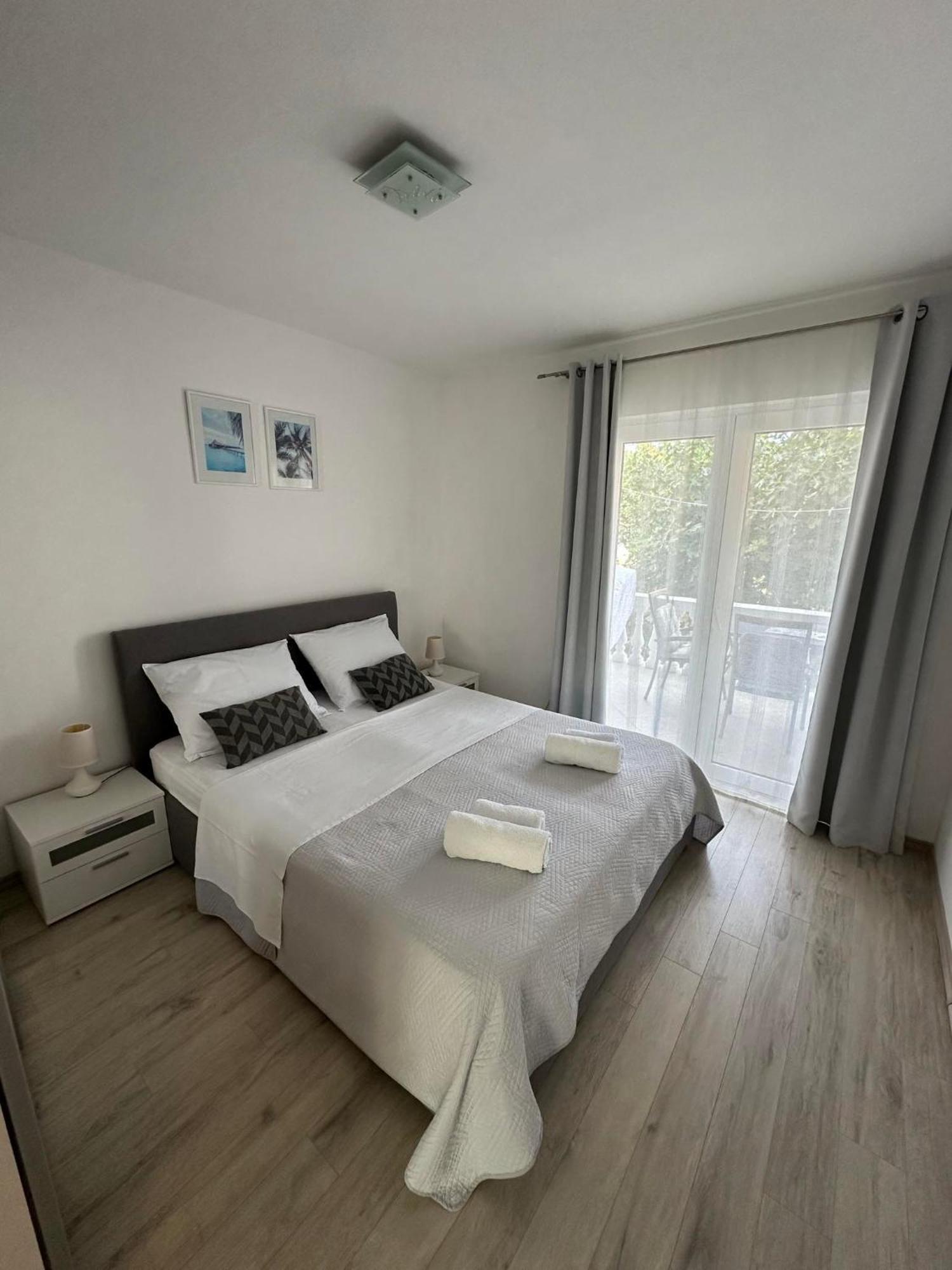 Apartmani Ljubica, Муртер Екстериор снимка