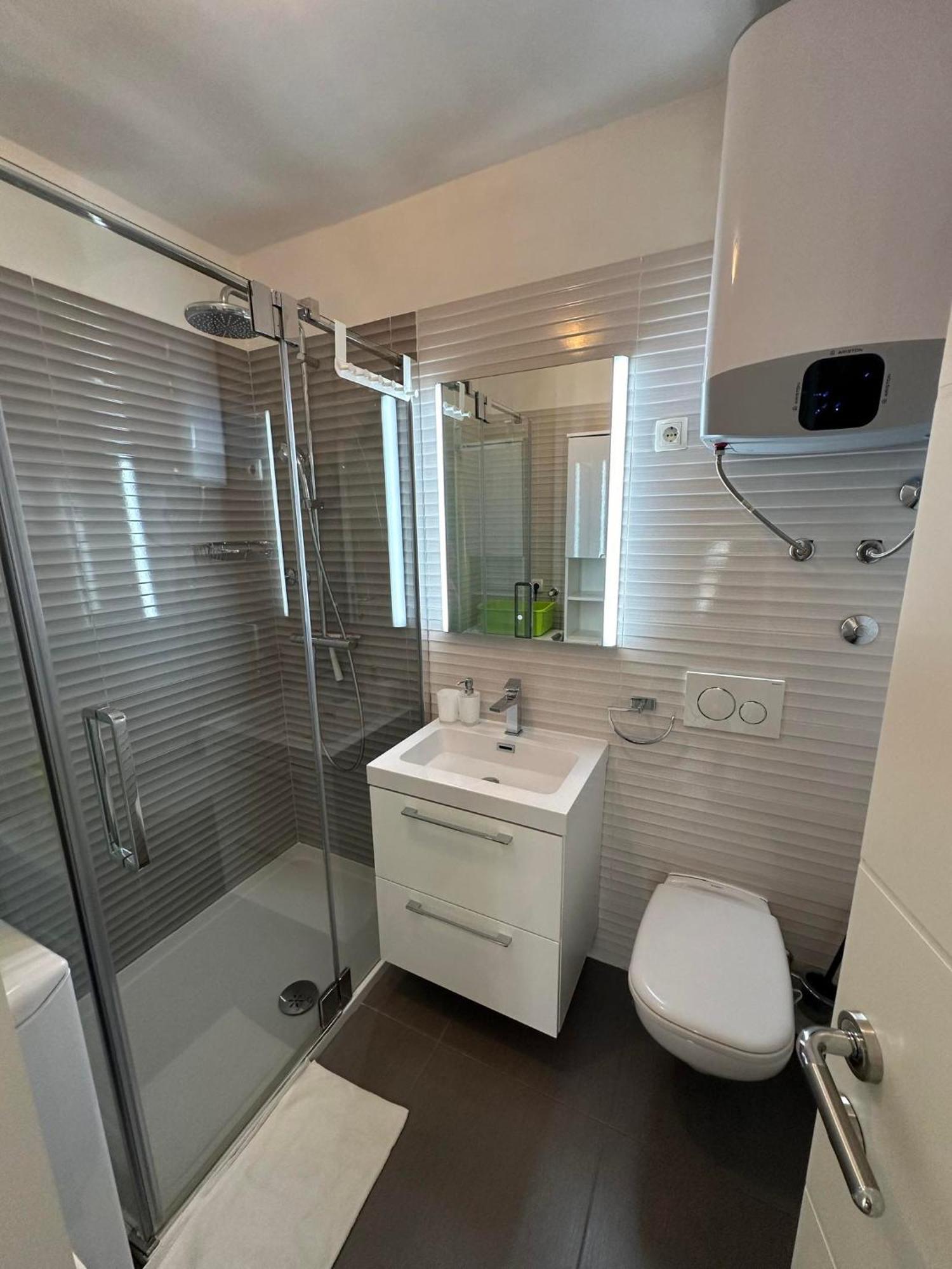 Apartmani Ljubica, Муртер Екстериор снимка