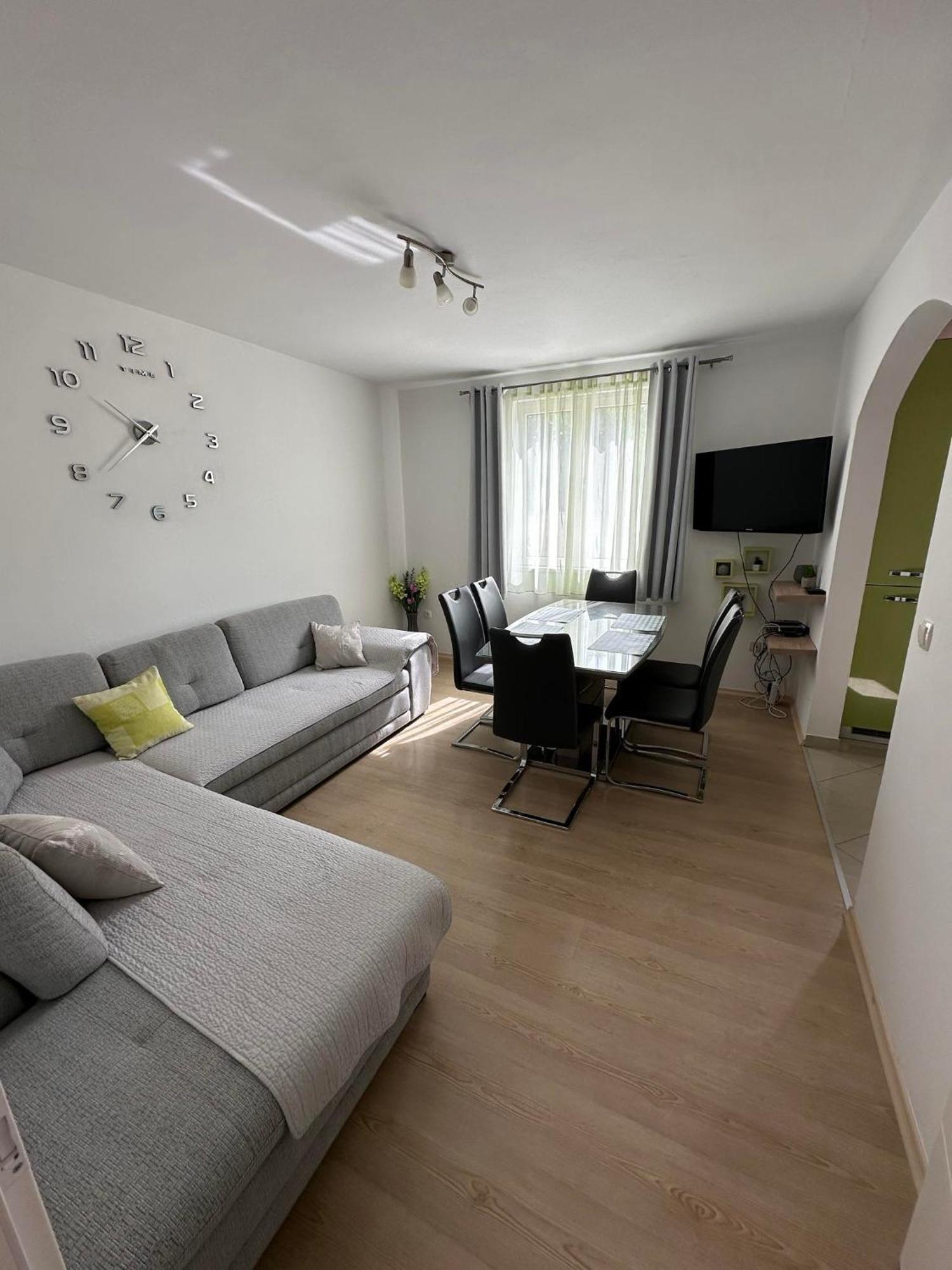 Apartmani Ljubica, Муртер Екстериор снимка