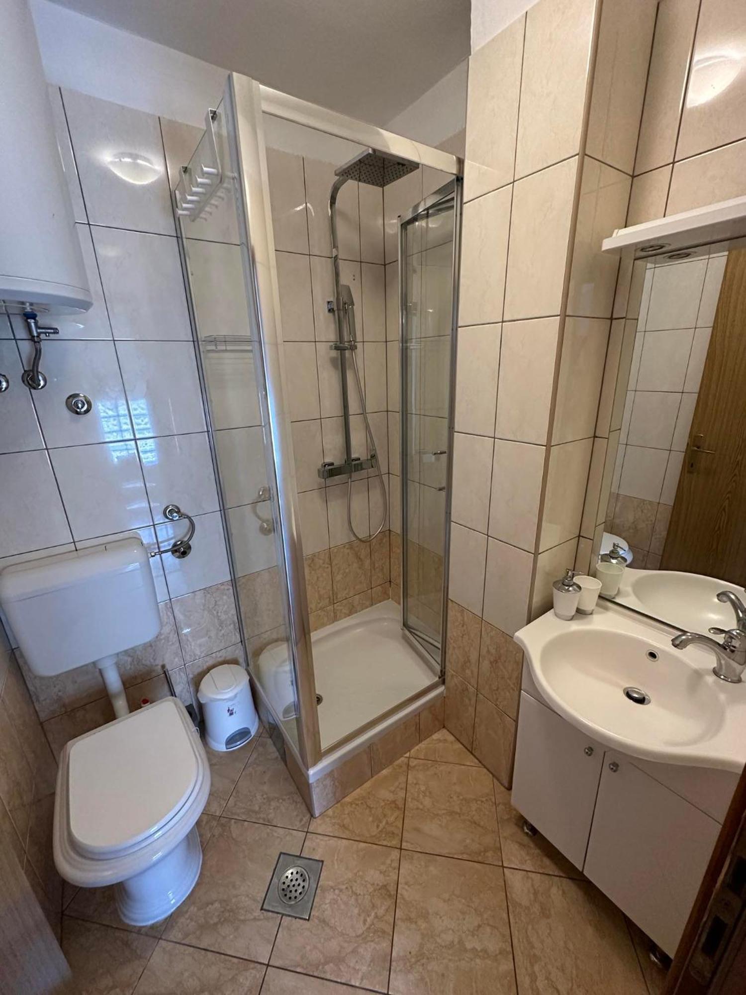 Apartmani Ljubica, Муртер Екстериор снимка