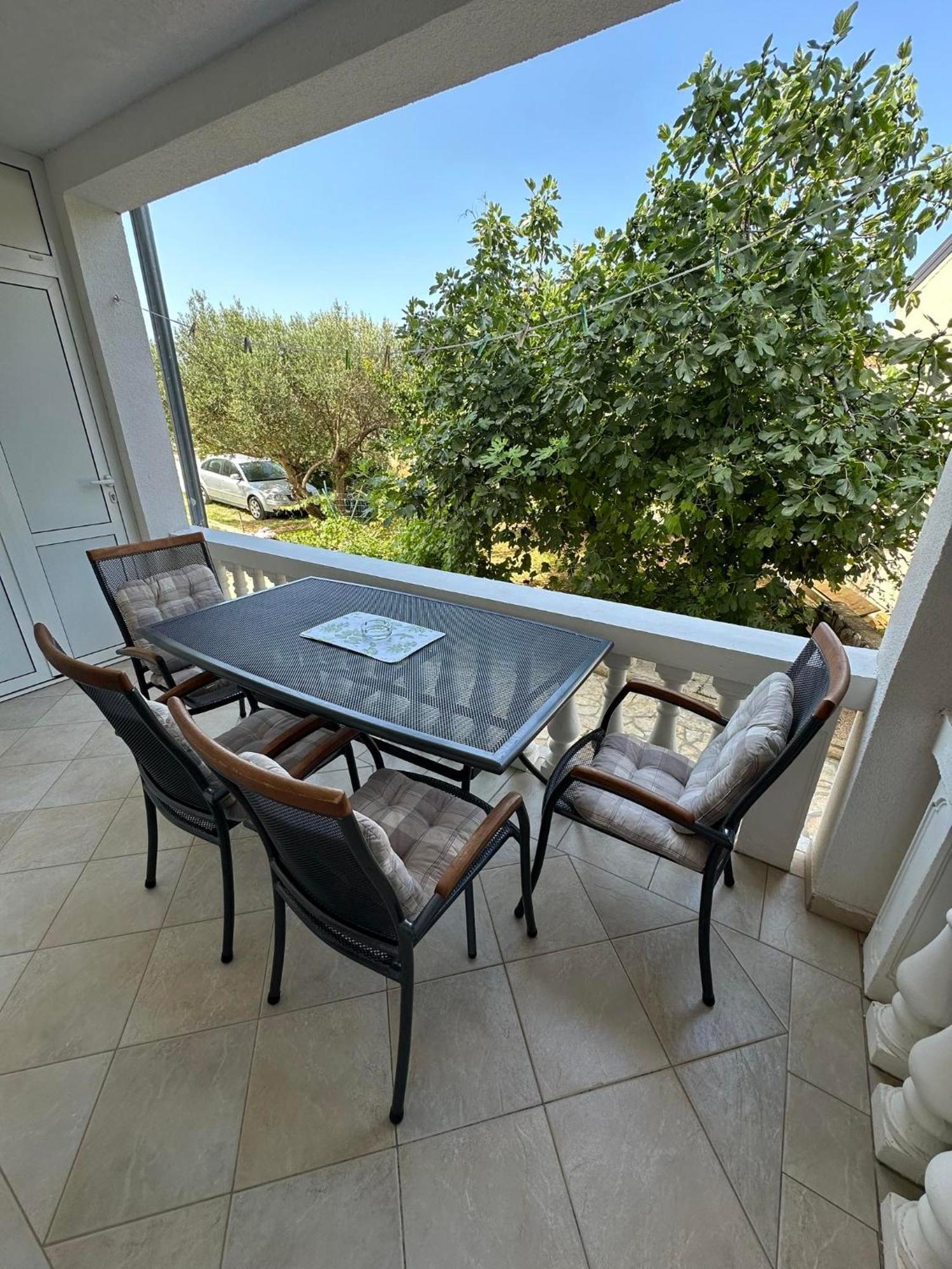 Apartmani Ljubica, Муртер Екстериор снимка