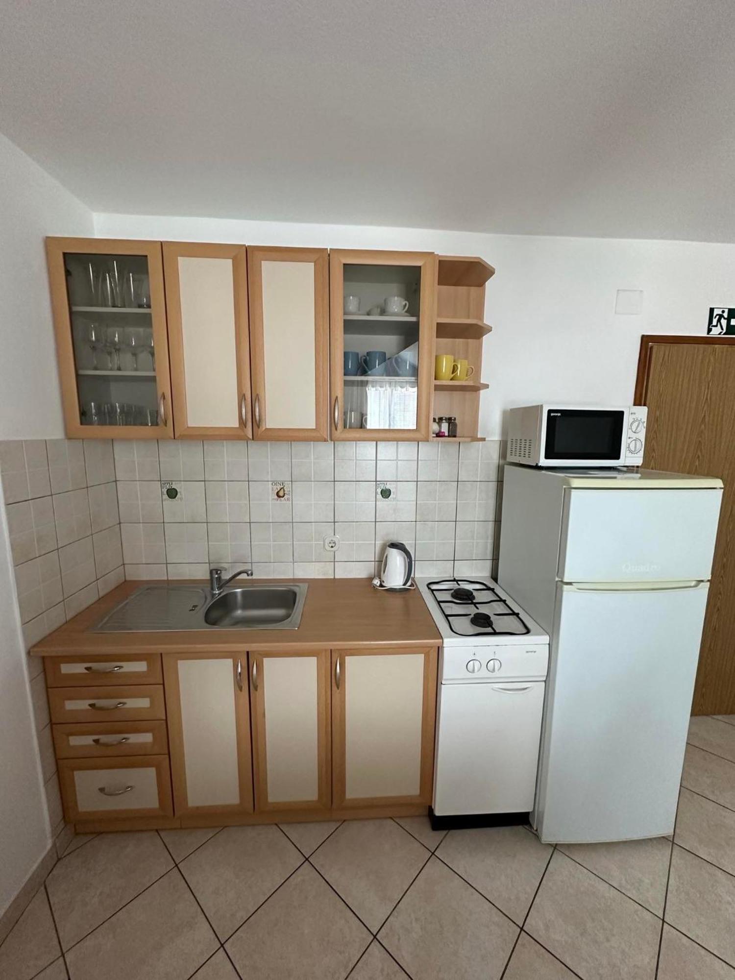 Apartmani Ljubica, Муртер Екстериор снимка